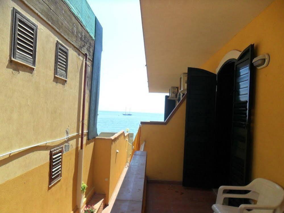 Beach Apartments Patrizia Taormina Exterior photo