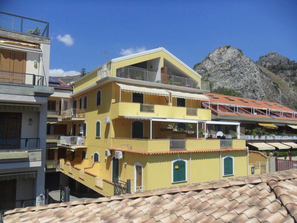 Beach Apartments Patrizia Taormina Exterior photo